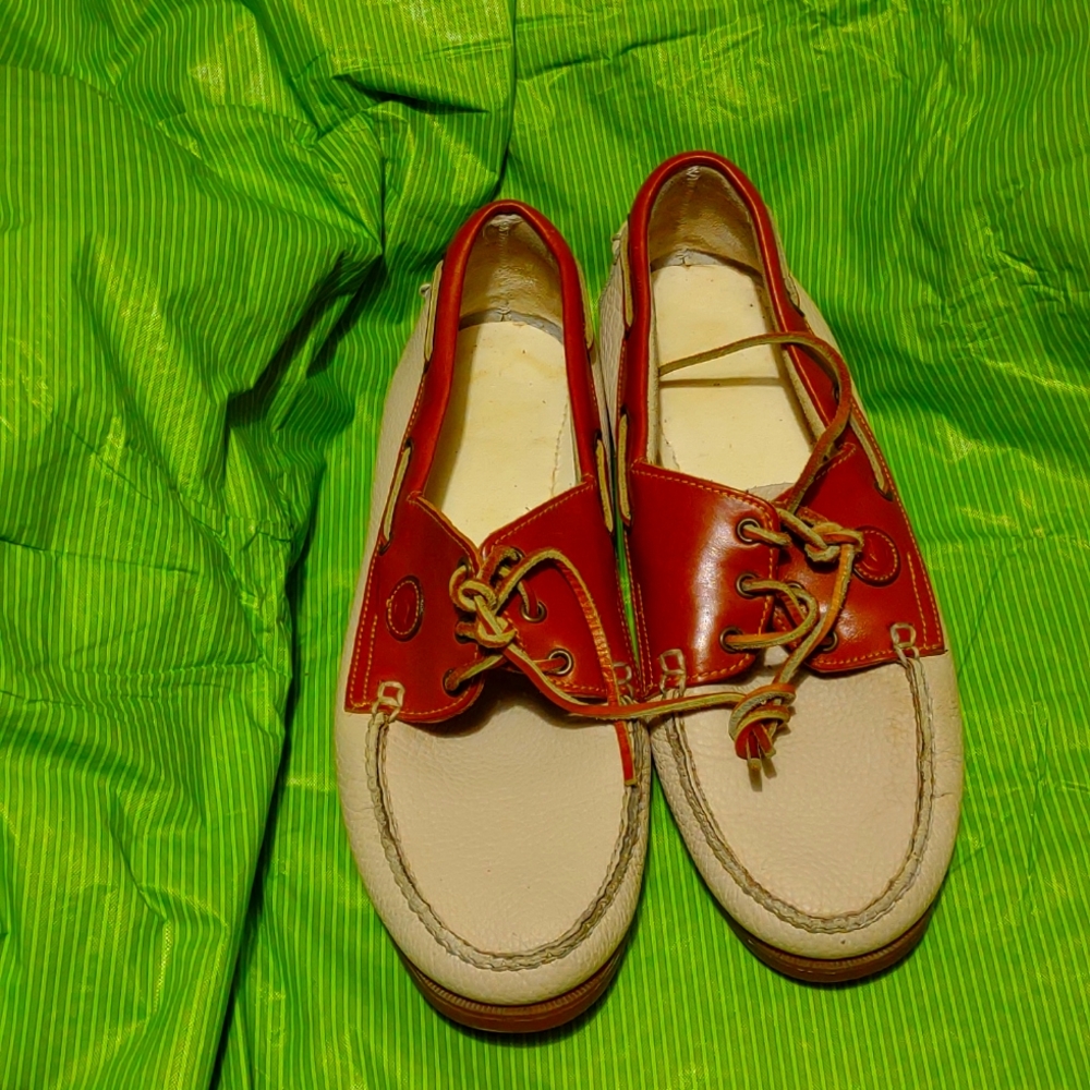 Men's lightly used leather boat shoes sz 13